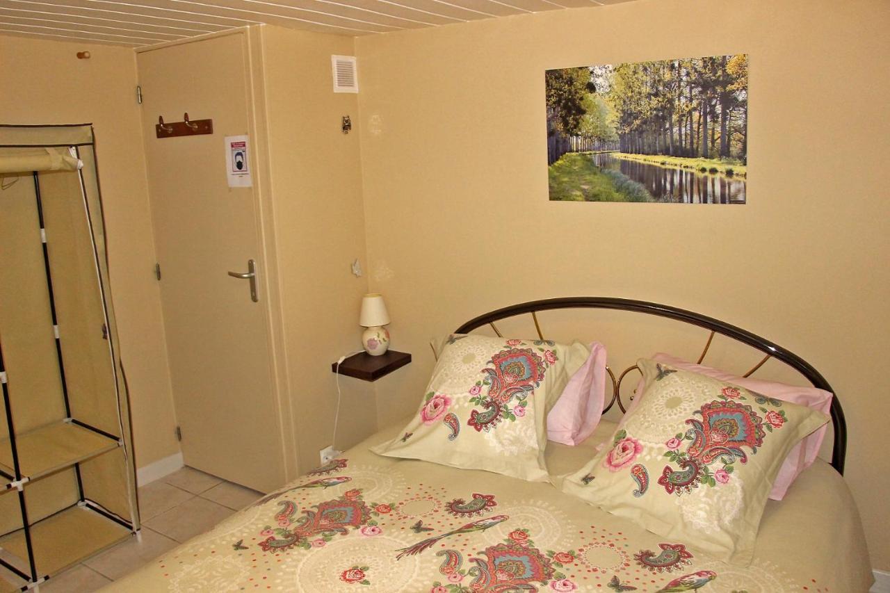 Bed and Breakfast Le Pré de Luceau Blet Esterno foto