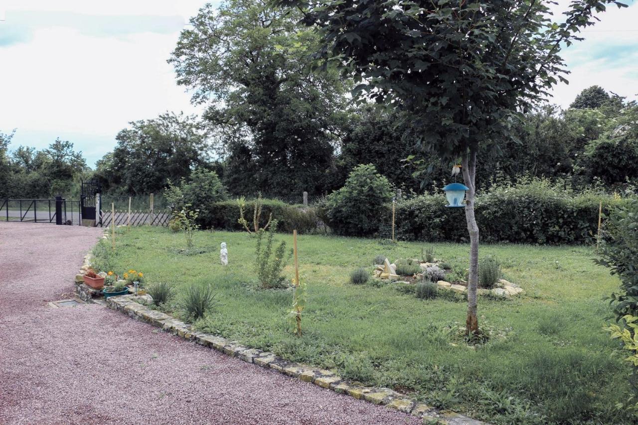 Bed and Breakfast Le Pré de Luceau Blet Esterno foto